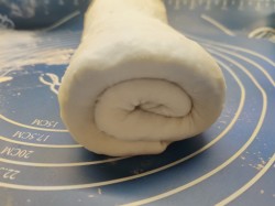 Луковый рулет - шаг 12