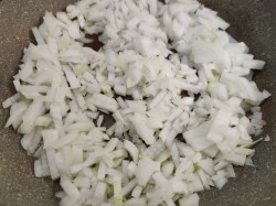 Луковый рулет - шаг 1