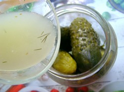 Малосольные огурцы быстрой засолки - шаг 8 Малосольные огурцы быстрой засолки - шаг 8