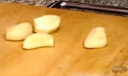 Мандариновый салат с сыром - шаг 2 Мандариновый салат с сыром - шаг 2