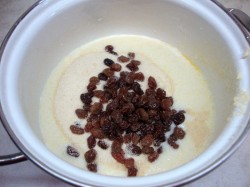 Вкусный манник на кефире в мультиварке - шаг 3 Вкусный манник на кефире в мультиварке - шаг 3