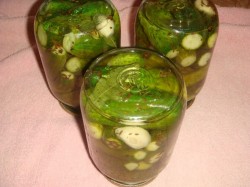 Огурцы корнишоны маринованные на зиму - шаг 5 Огурцы корнишоны маринованные на зиму - шаг 5