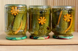 Маринованные огурцы стерилизованные - шаг 7 Маринованные огурцы стерилизованные - шаг 7