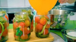 Маринованные помидоры без стерилизации на зиму - шаг 11 Маринованные помидоры без стерилизации на зиму - шаг 11