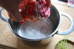 Маринованные помидоры черри на зиму в банке - шаг 9 Маринованные помидоры черри на зиму в банке - шаг 9