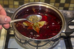 Маринованные яйца куриные - шаг 9