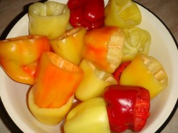 Маринованный перец с медом на зиму - шаг 2 Маринованный перец с медом на зиму - шаг 2