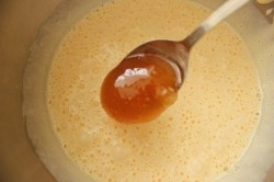 Медовик в мультиварке шоколадный бисквит - шаг 1 Медовик в мультиварке шоколадный бисквит - шаг 1