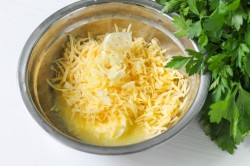 Мидии запеченные в духовке с сыром - шаг 2