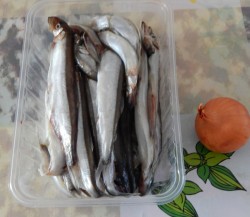 Мойва жареная на сковороде - шаг 1