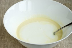 Мокрый торт без яиц - шаг 3