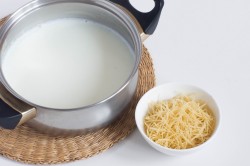 Молочный вермишелевый суп для детей - шаг 3