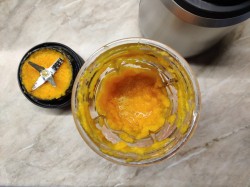 Морковно-тыквенный сок на зиму - шаг 6 Морковно-тыквенный сок на зиму - шаг 6