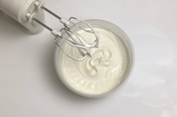 Мороженое из сливок и сгущенки домашнее - шаг 4