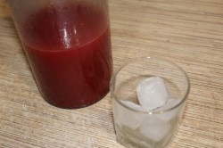 Клубничный морс из клубники - шаг 14