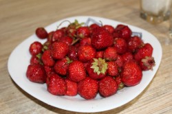 Клубничный морс из клубники - шаг 2