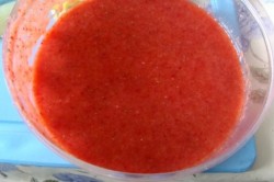 Торт - Мусс из белого шоколада с клубничной прослойкой - шаг 3