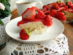 Торт Клубника со сливками с желатином - шаг 15 Торт Клубника со сливками с желатином - шаг 15