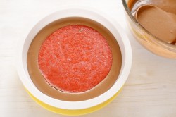 Муссовый торт с зеркальной глазурью и вафельными коржами - шаг 19 Муссовый торт с зеркальной глазурью и вафельными коржами - шаг 19