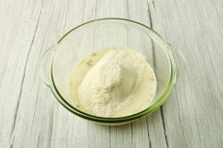 Мягкое дрожжевое тесто для пирожков в духовке - шаг 3 Мягкое дрожжевое тесто для пирожков в духовке - шаг 3