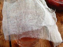 Настойка из клубники - шаг 4 Настойка из клубники - шаг 4