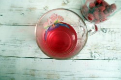 Настойка из малины на водке в домашних условиях - шаг 8 Настойка из малины на водке в домашних условиях - шаг 8