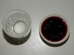 Настойка из варенья - шаг 1 Настойка из варенья - шаг 1