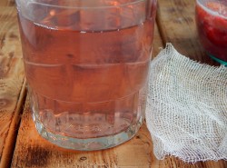 Настойка из ягод на водке домашняя - шаг 5 Настойка из ягод на водке домашняя - шаг 5