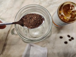 Настойка на корне калгана на самогоне - шаг 2 Настойка на корне калгана на самогоне - шаг 2