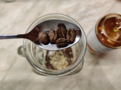 Настойка на корне калгана на самогоне - шаг 4 Настойка на корне калгана на самогоне - шаг 4