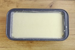 Нежная классическая творожная запеканка с манкой - шаг 5