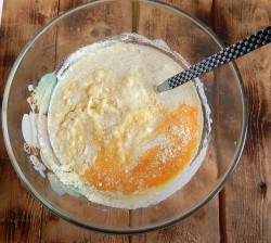 Оладьи из манной каши - шаг 4 Оладьи из манной каши - шаг 4