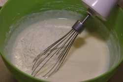 Воздушные оладьи на кефире Очень Пышные - шаг 6 Воздушные оладьи на кефире Очень Пышные - шаг 6