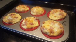 Омлет в духовке в формочках - шаг 5