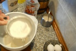 Опарное тесто способом на опаре дрожжевое для пирожков - шаг 3 Опарное тесто способом на опаре дрожжевое для пирожков - шаг 3