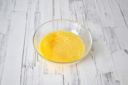 Овсяные сырники с ревенем - шаг 5