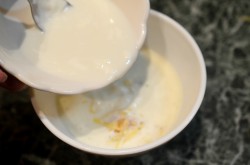 Паста карбонара с креветками в сливочном соусе - шаг 9 Паста карбонара с креветками в сливочном соусе - шаг 9