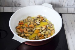 Паста с мидиями в сливочном соусе - шаг 6