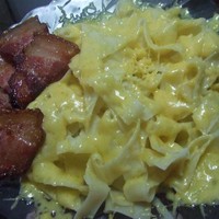 Паста с сыром и беконом
