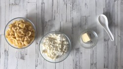 Макароны с творогом - шаг 1