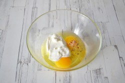 Говяжья печень в кляре жареная - шаг 3 Говяжья печень в кляре жареная - шаг 3