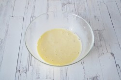 Говяжья печень в кляре жареная - шаг 4 Говяжья печень в кляре жареная - шаг 4