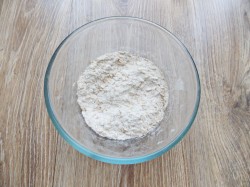 Печенье из овсяных хлопьев с медом - шаг 5 Печенье из овсяных хлопьев с медом - шаг 5