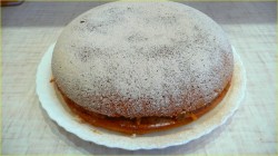 Пирог в мультиварке без яиц - шаг 9