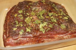 Подчеревок в рукаве запеченный в духовке по-украински - шаг 4