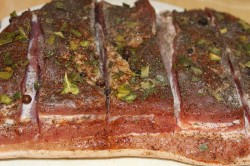 Подчеревок в рукаве запеченный в духовке по-украински - шаг 5