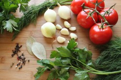 Помидоры дольками без стерилизации на зиму - шаг 3