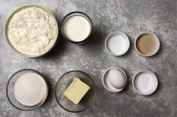 Пончики с шоколадной глазурью в духовке - шаг 1 Пончики с шоколадной глазурью в духовке - шаг 1