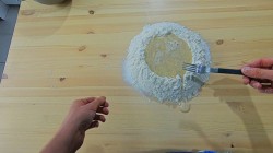 Жареные пончики на молоке и сливочном масле - шаг 3 Жареные пончики на молоке и сливочном масле - шаг 3