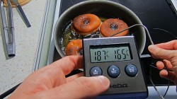 Жареные пончики на молоке и сливочном масле - шаг 6 Жареные пончики на молоке и сливочном масле - шаг 6